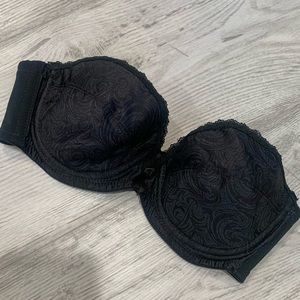 Vintage 80’s black strapless bra passed underwire size 34B